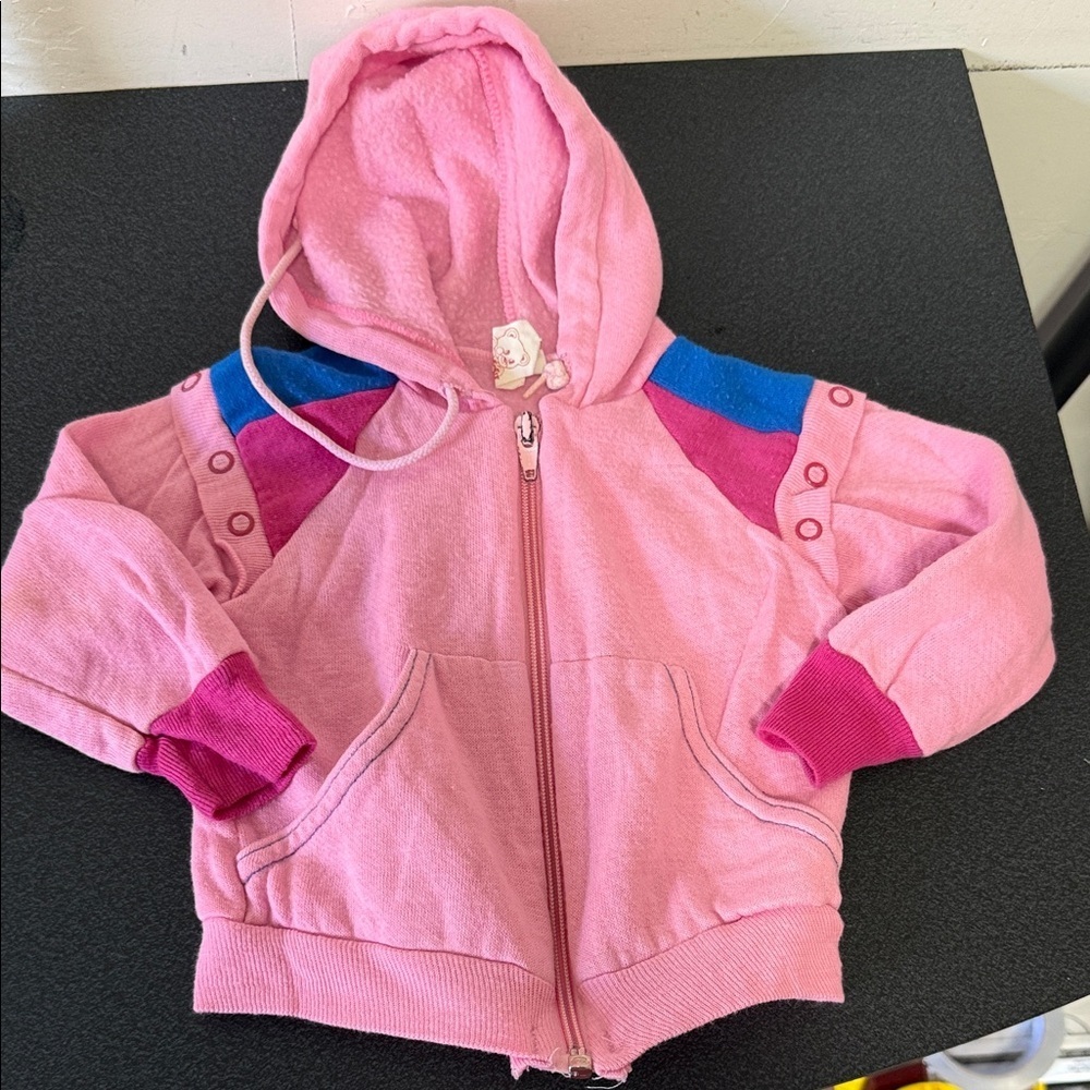 Kids Pink Hooded Zip Sweatshirt with Color-Block Accents 1990’s